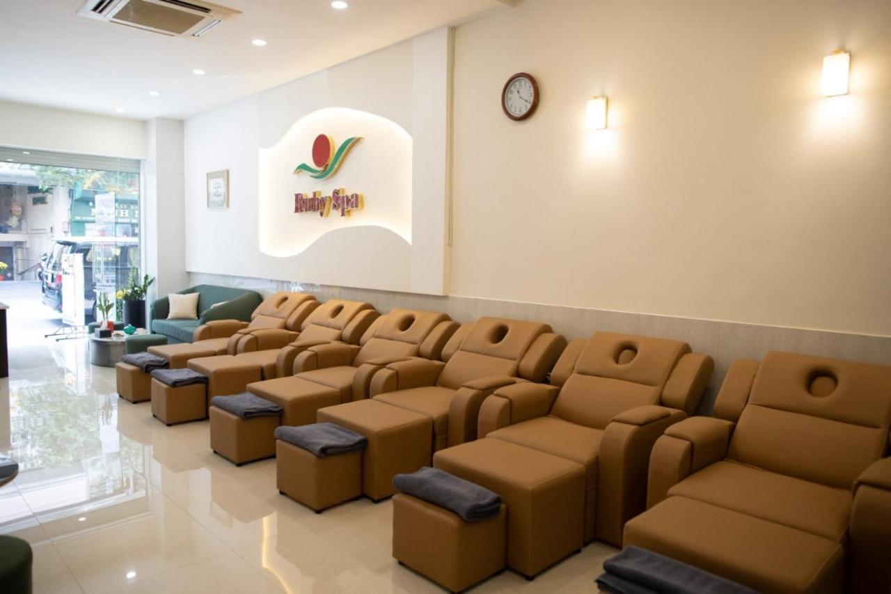 Ruby Hotel Хошимін Екстер'єр фото