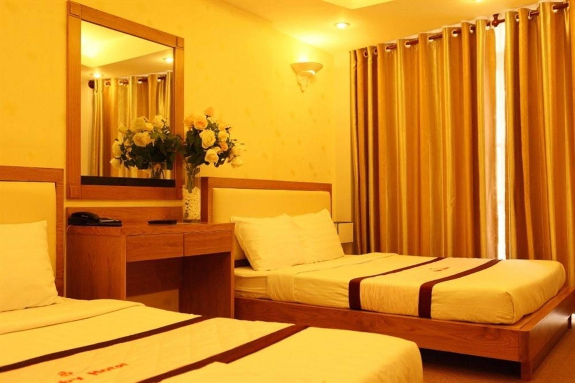 Ruby Hotel Хошимін Екстер'єр фото